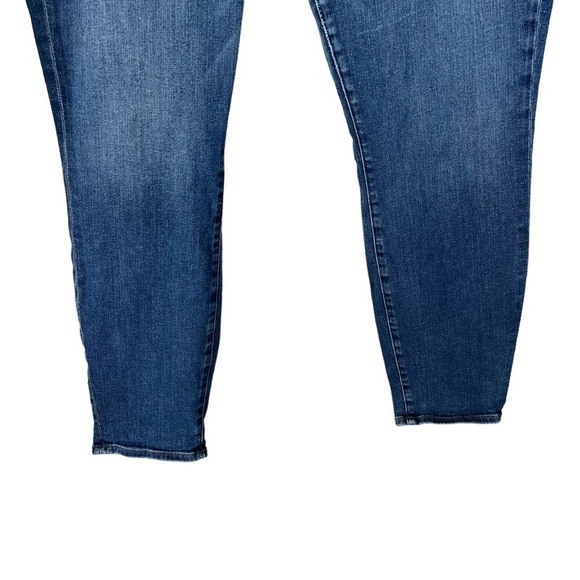 GOOD AMERICAN Plus Size Good Legs Skinny Jeans In Blue107 - Picture 5 of 12